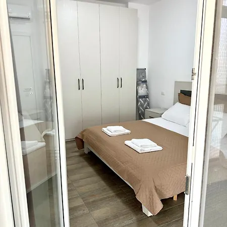 호텔 Circle's Comfy At Kika 2